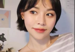 短发小姐姐游戏演示版,时尚与激情的完美融合